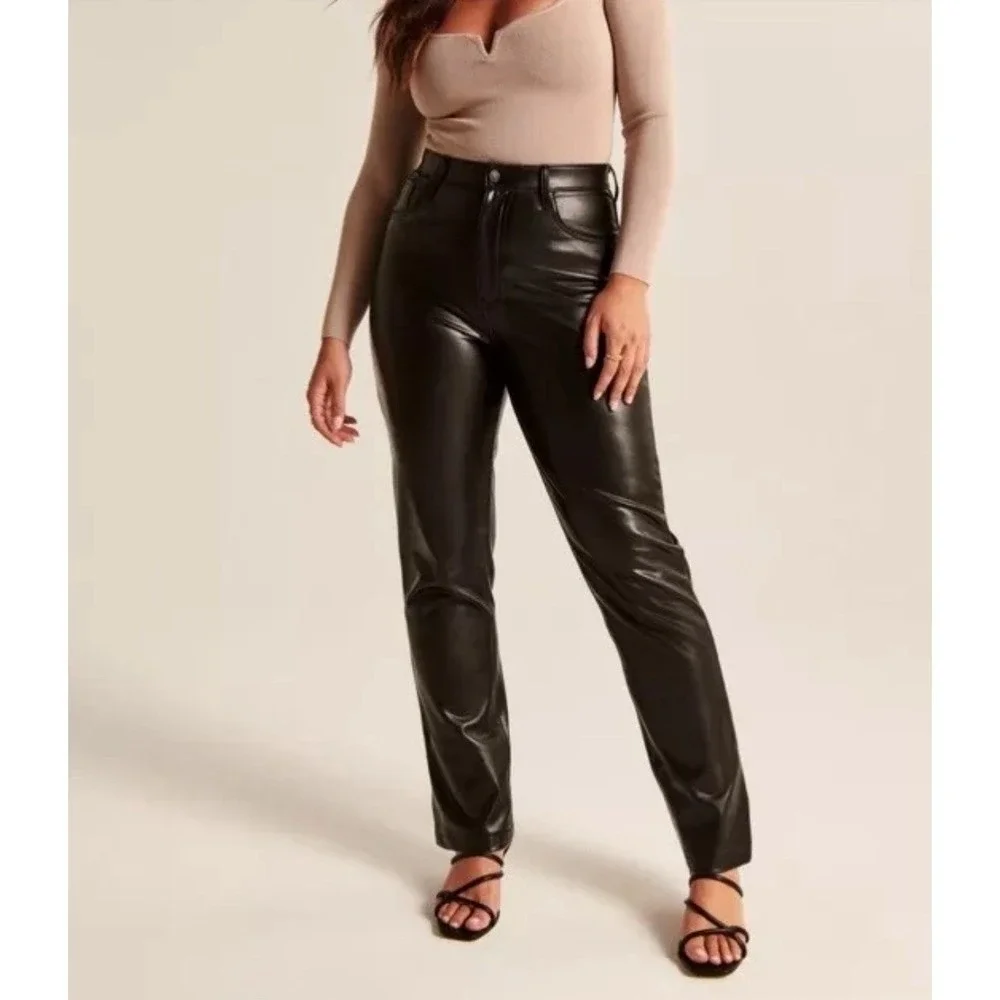 Abercrombie & Fitch Curve Vegan Leather 90s Straight High Rise Pant‎ Black 44W